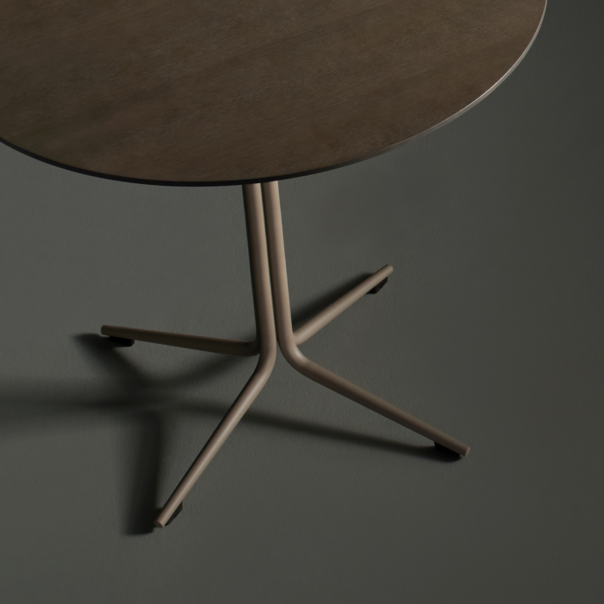 Davis Furniture Riza | Office Snapshots