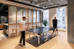 Game / Billiards Table in Zendesk Offices - Montreal