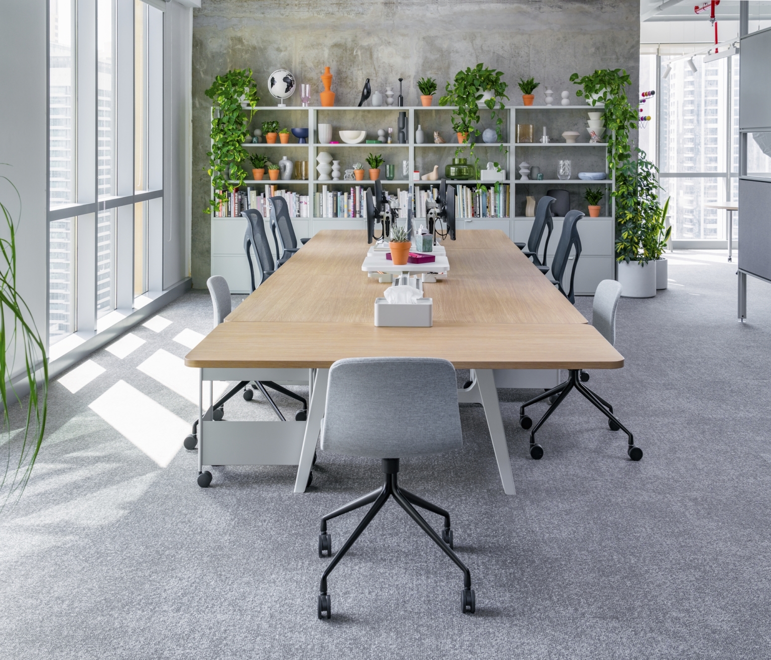 Herman Miller Offices Dubai Office Snapshots