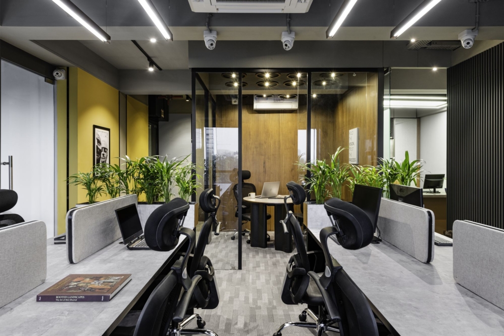 Hirecrest Offices - Ahmedabad | Office Snapshots