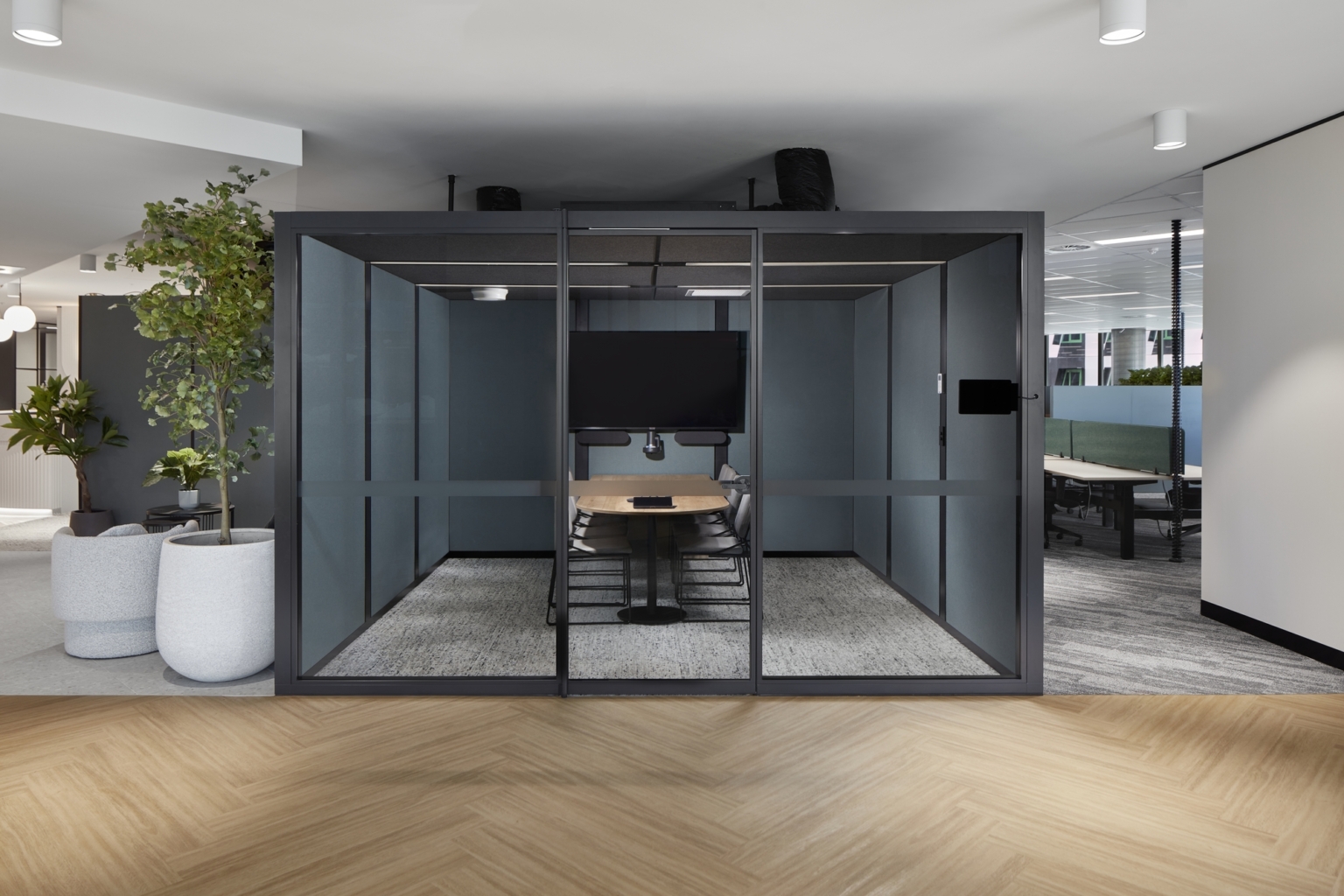 Mobo Offices - Brisbane | Office Snapshots