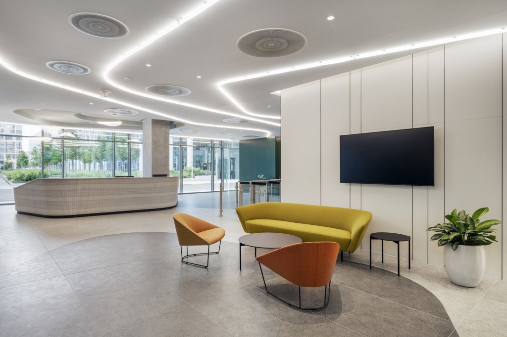 OTP Bank Offices Budapest Office Snapshots