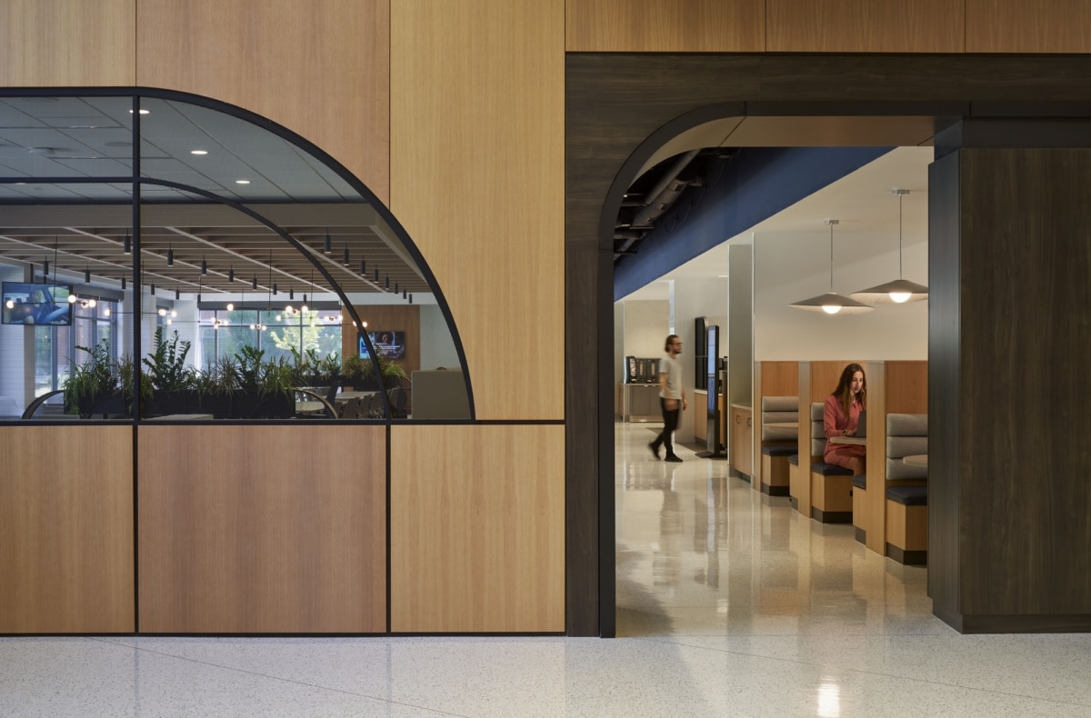 Bread Financial Offices Columbus Office Snapshots