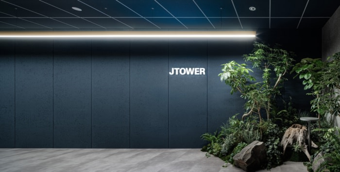 JTOWER Offices - Tokyo - 1