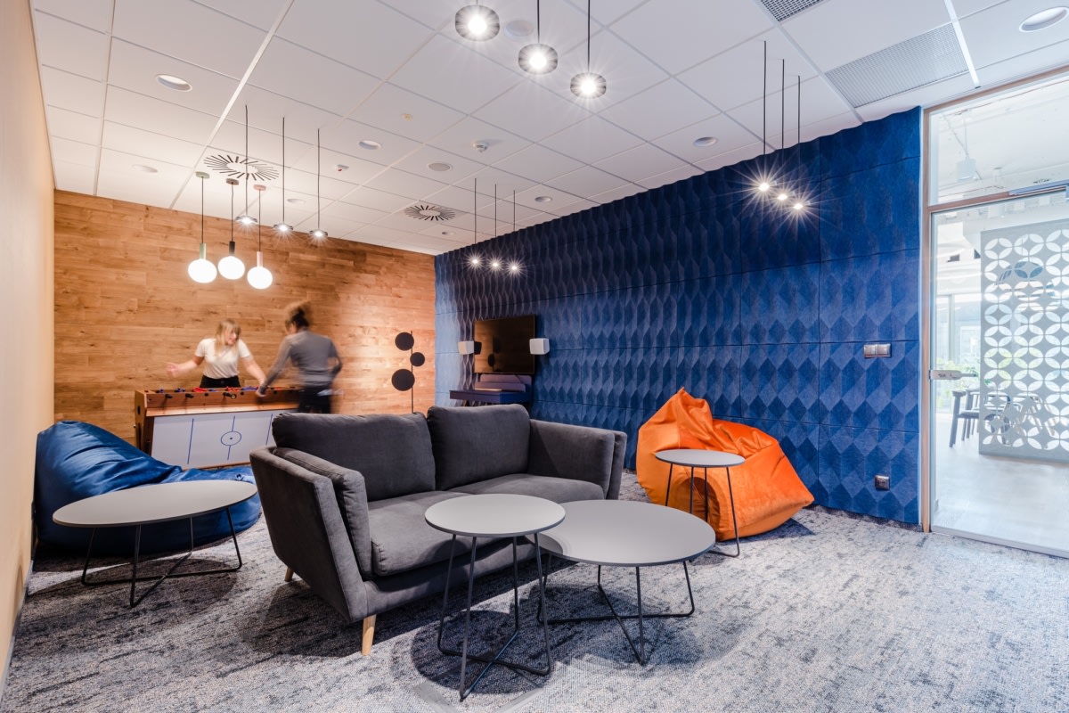 Alcon Offices - Warsaw | Office Snapshots