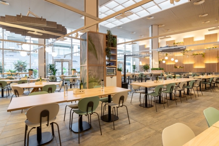 Almirall Office Cafeteria - Barcelona - 1