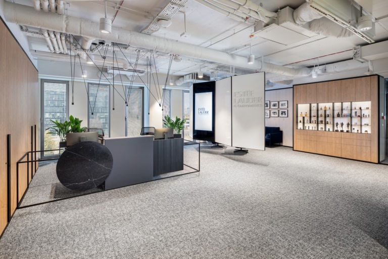 Estee Lauder Offices - Warsaw | Office Snapshots