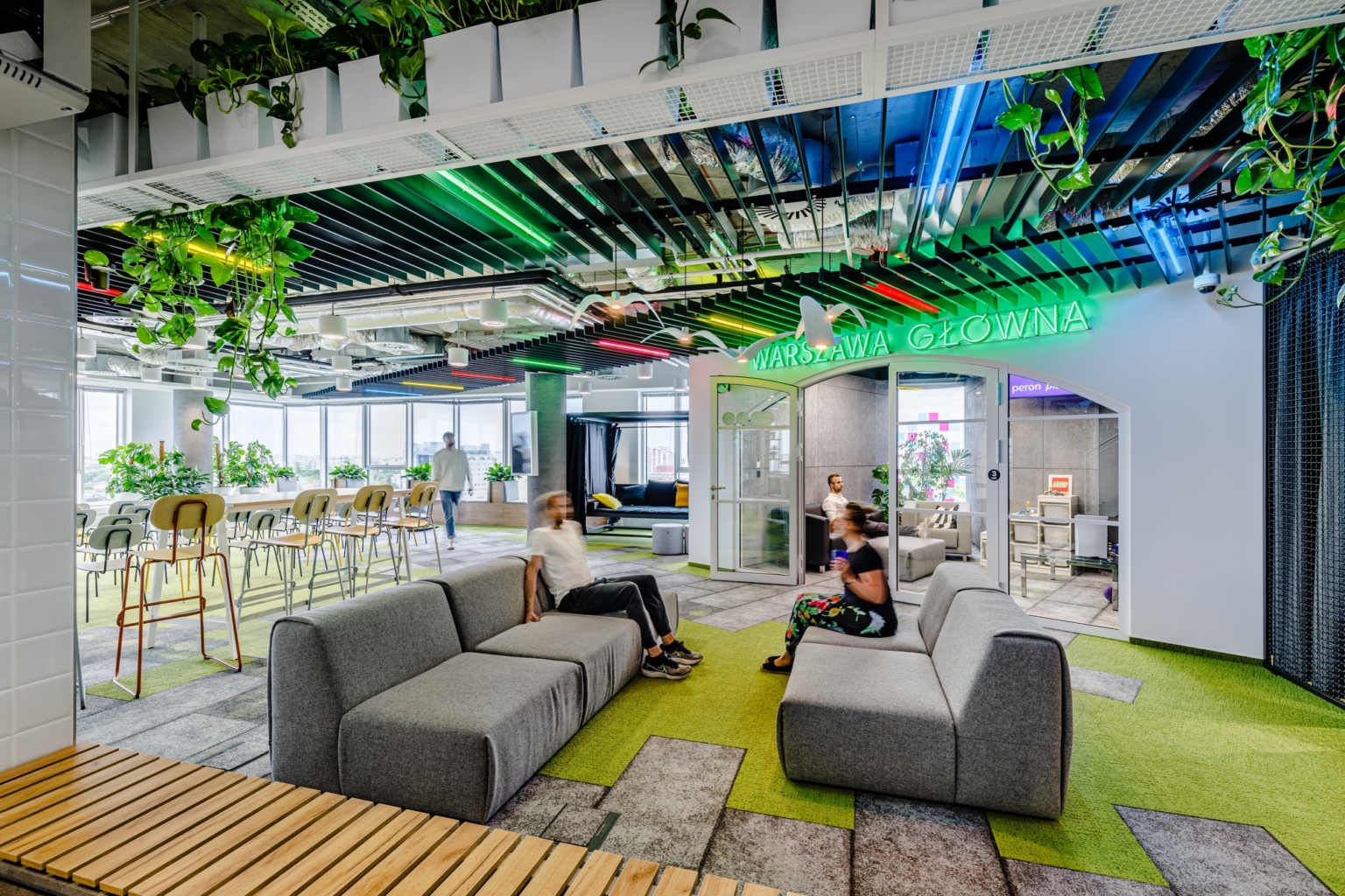 Mediabrands Offices - Warsaw | Office Snapshots