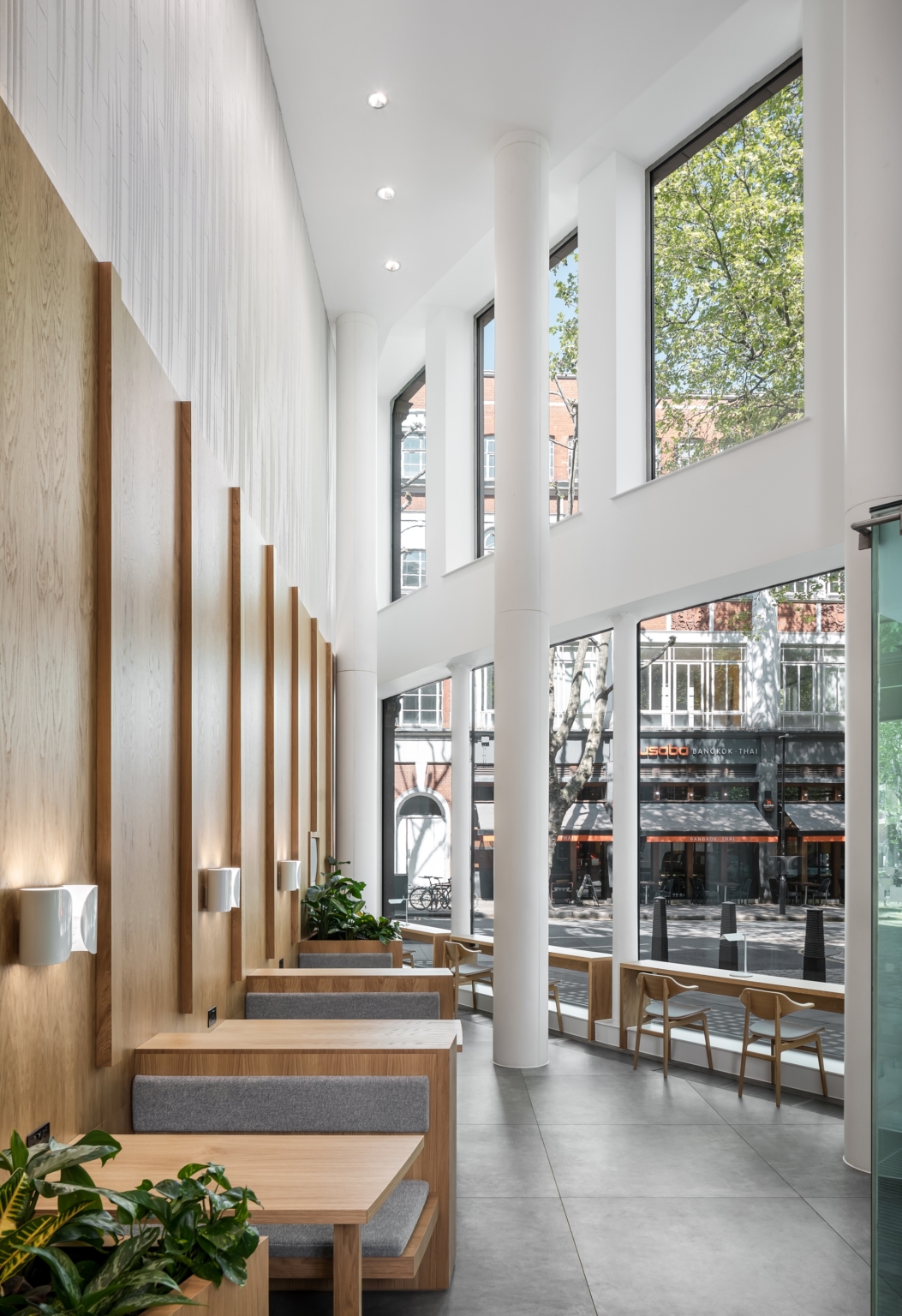 Gardiner & Theobold Offices London Office Snapshots