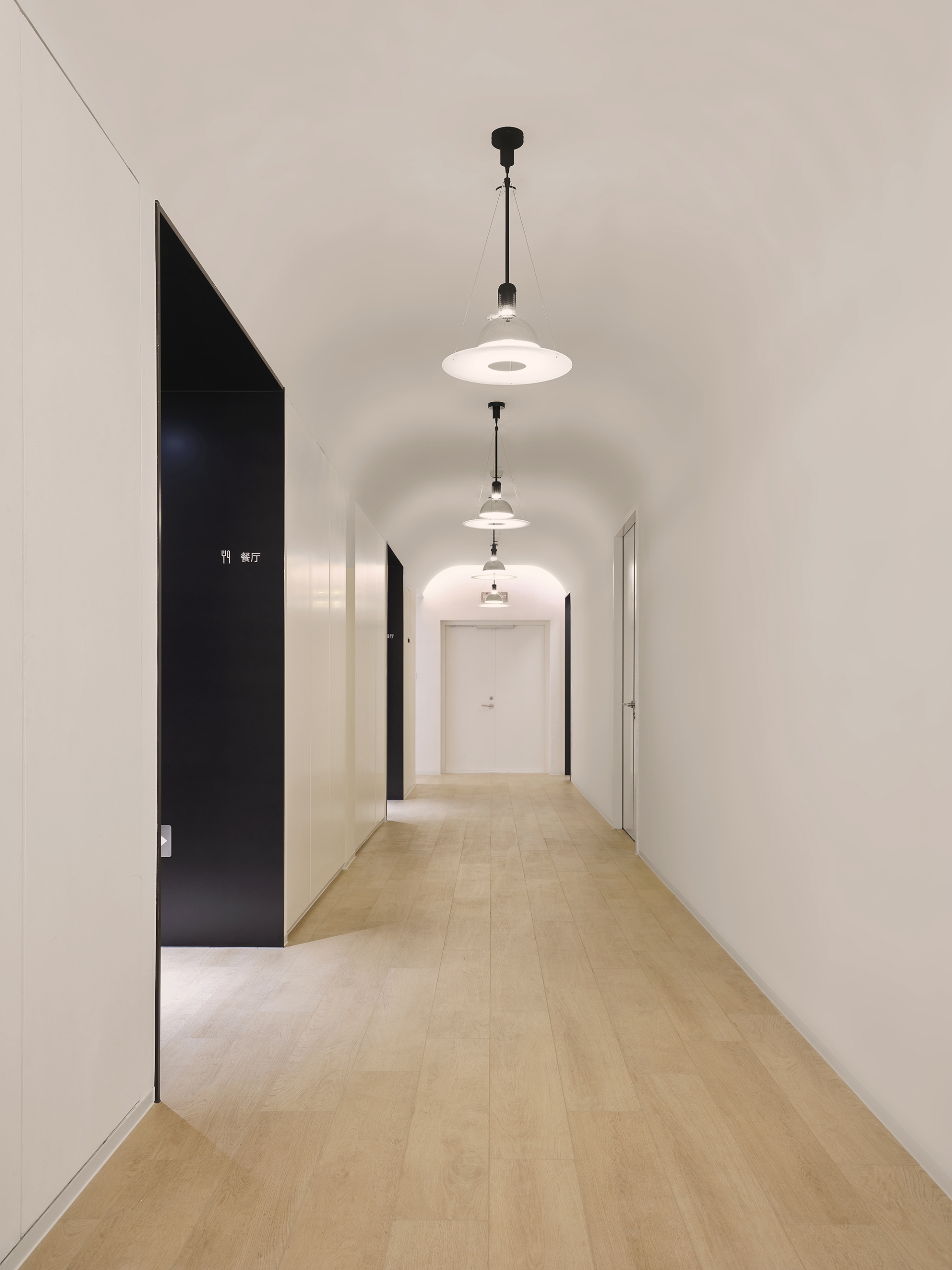 Linmon Pictures Offices - Beijing | Office Snapshots