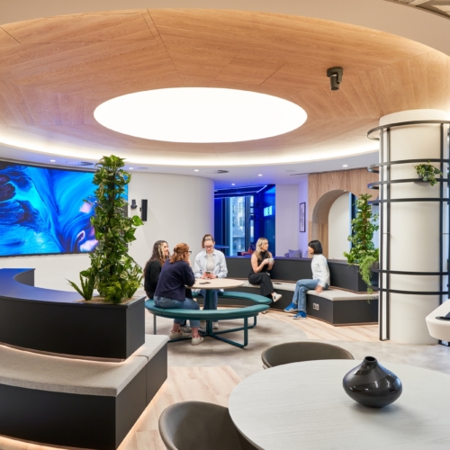 recent Capital.com Offices – London office design projects