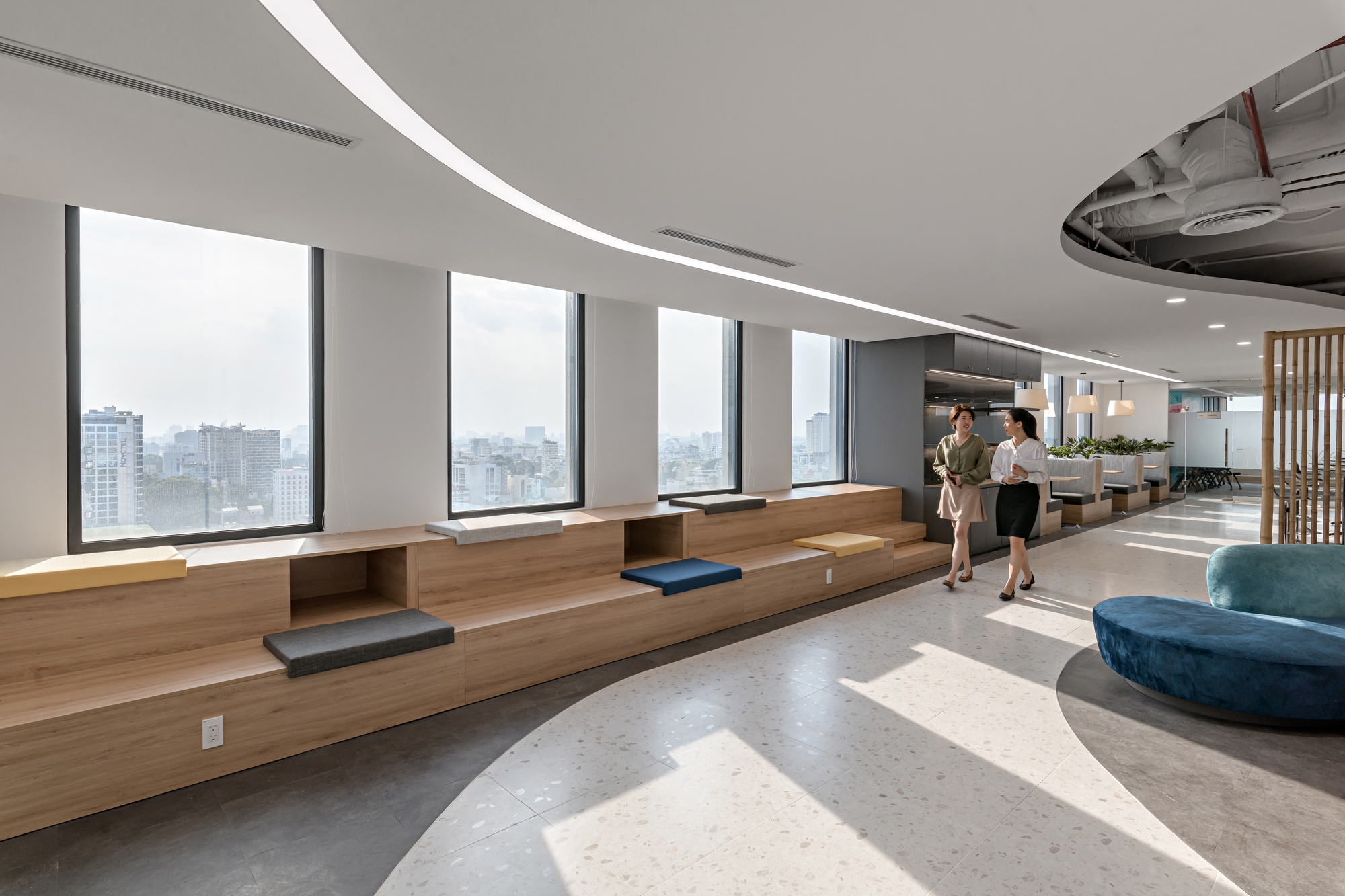 Lazada Offices - Ho Chi Minh City | Office Snapshots