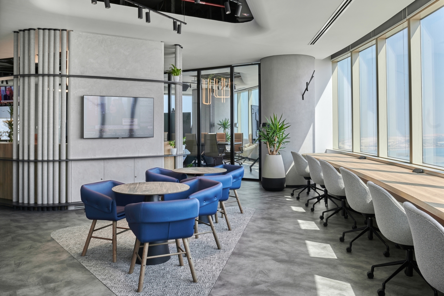 Oliver Wyman Offices - Abu Dhabi | Office Snapshots