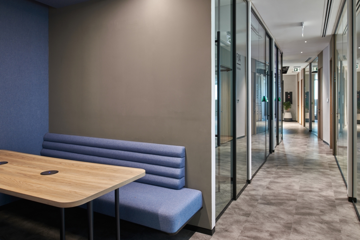 Oliver Wyman Offices Abu Dhabi Office Snapshots