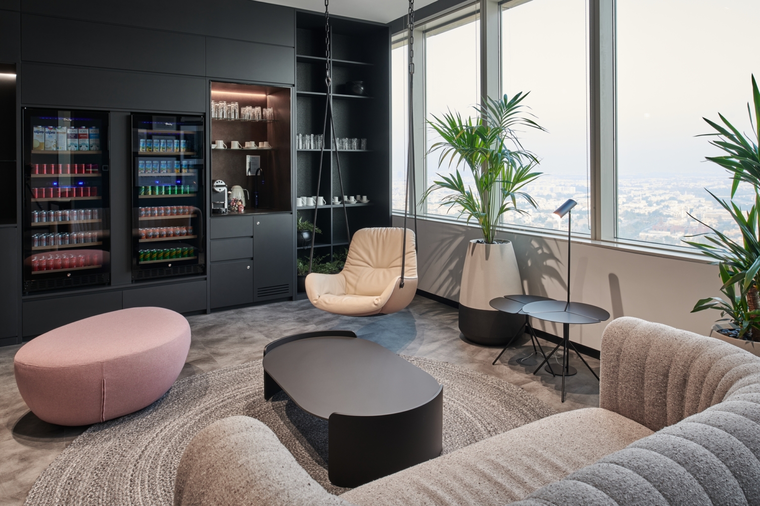Oliver Wyman Offices - Abu Dhabi | Office Snapshots