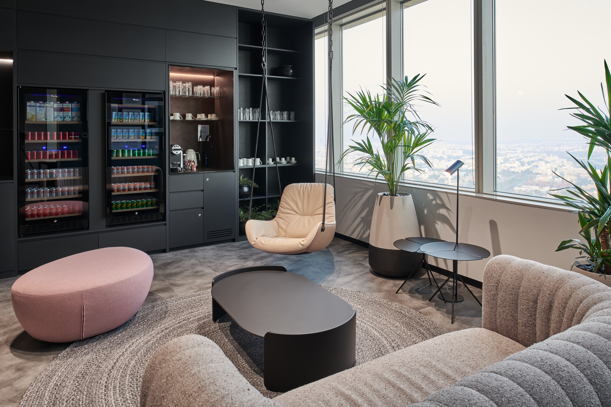 Oliver Wyman Offices - Abu Dhabi | Office Snapshots