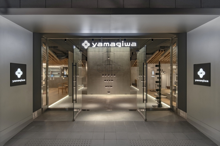 Yamagiwa Showroom and Offices - Osaka - 1