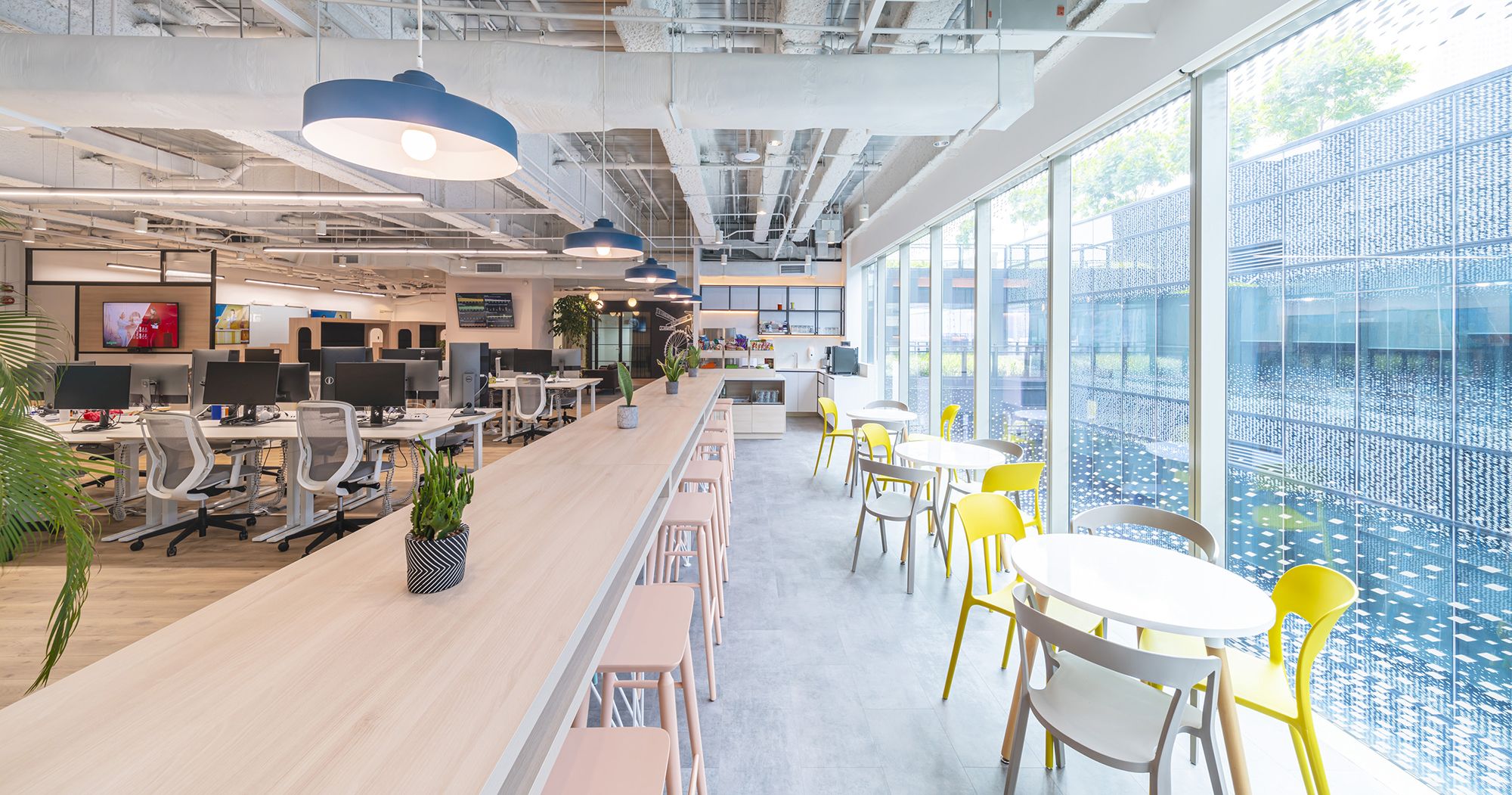 adyen-offices-singapore-office-snapshots