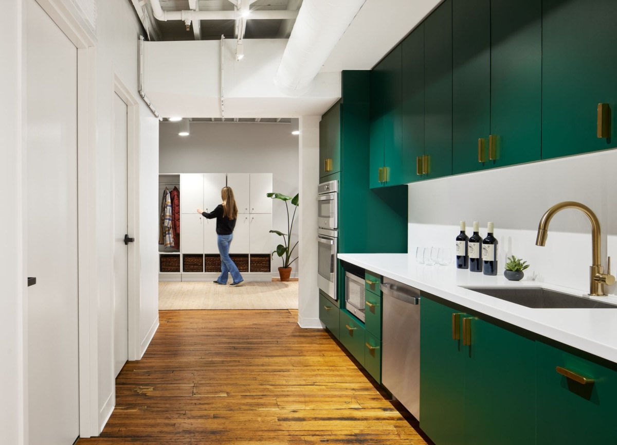 Beehive Strategic Communication Offices St. Paul Office Snapshots