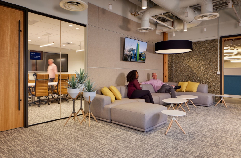 Community Transit of Snohomish County Offices Everett Office Snapshots