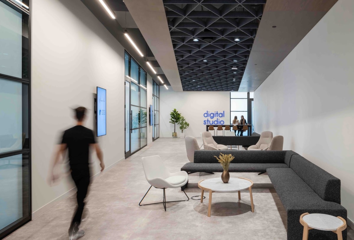 Toronto Region Board of Trade Offices - Toronto | Office Snapshots