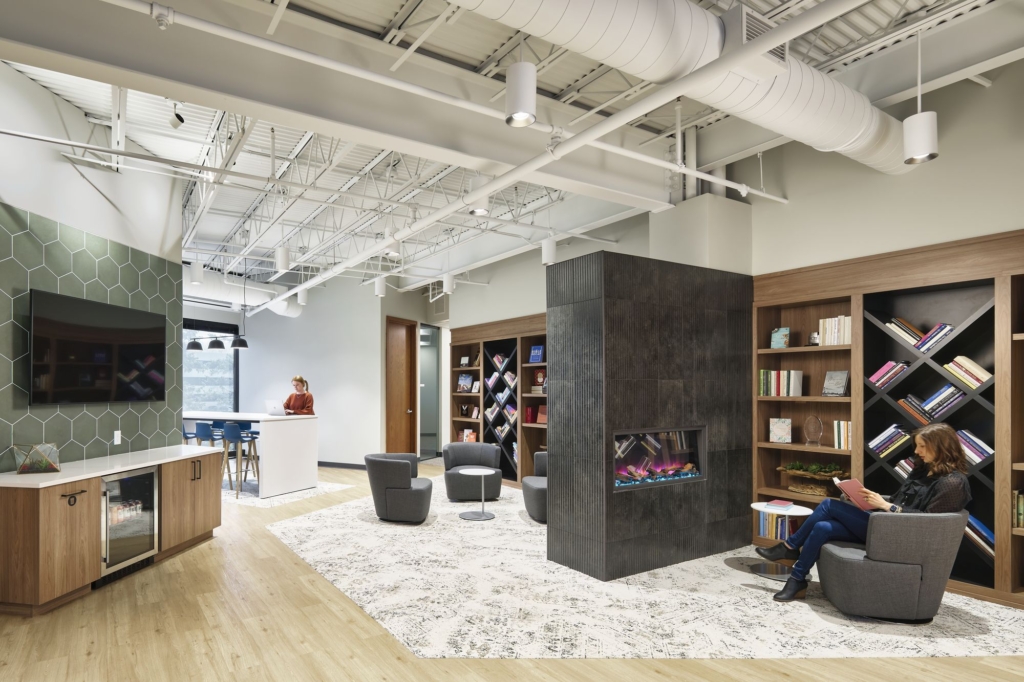 Baker Publishing Group Offices - Edina | Office Snapshots