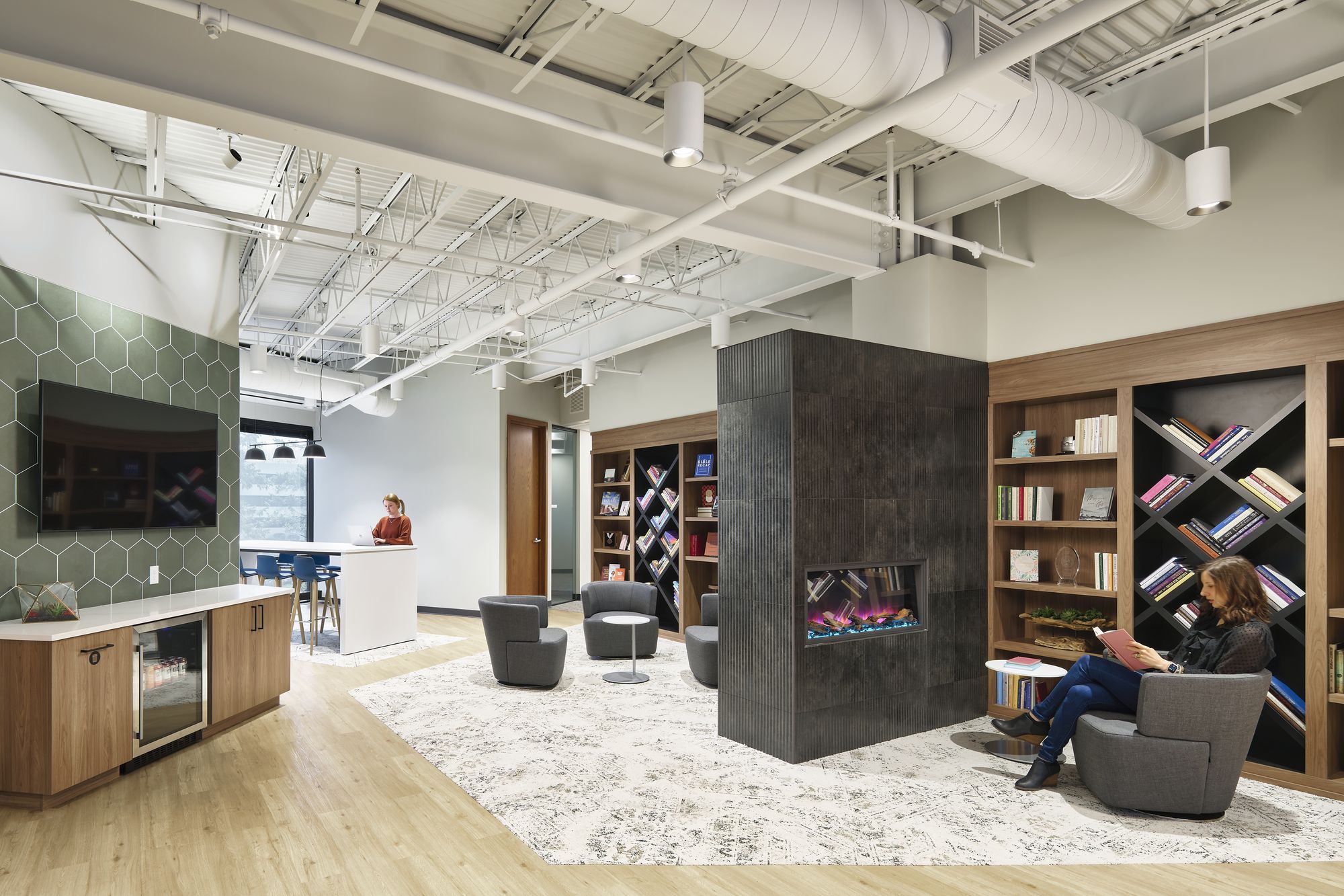 Baker Publishing Group Offices - Edina | Office Snapshots