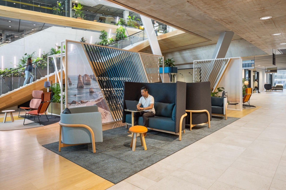 Booking.com Offices - Amsterdam | Office Snapshots