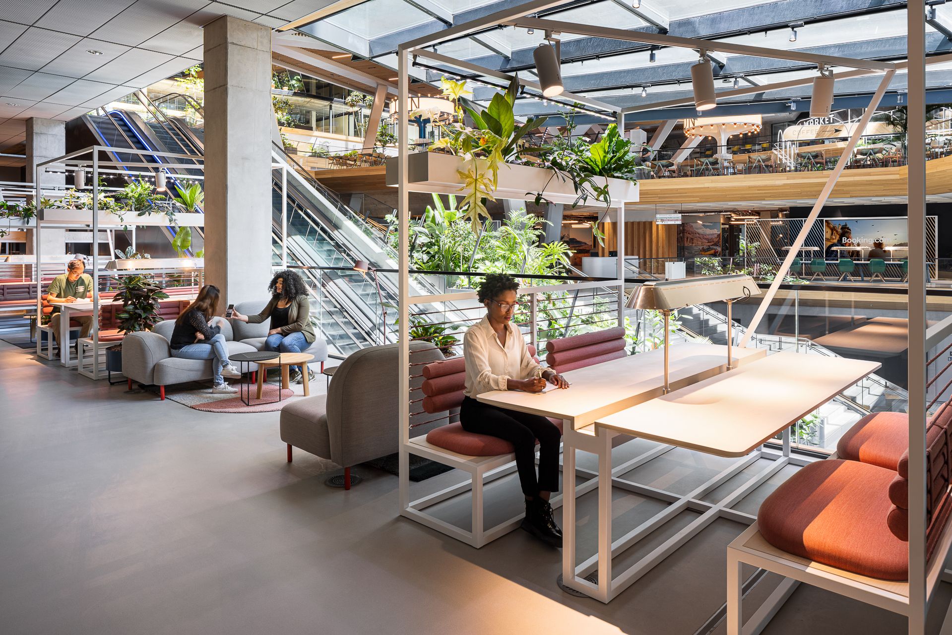 Booking.com Offices - Amsterdam | Office Snapshots