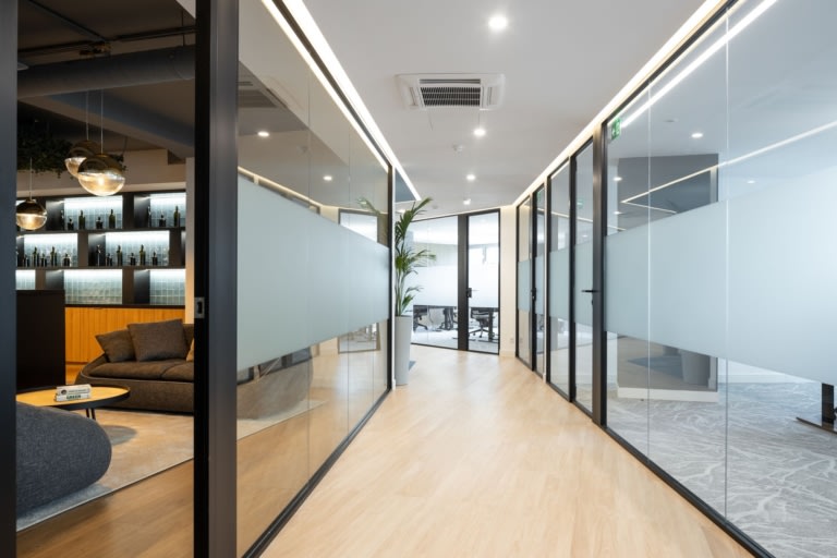 Aquila Capital Offices - Lisbon | Office Snapshots