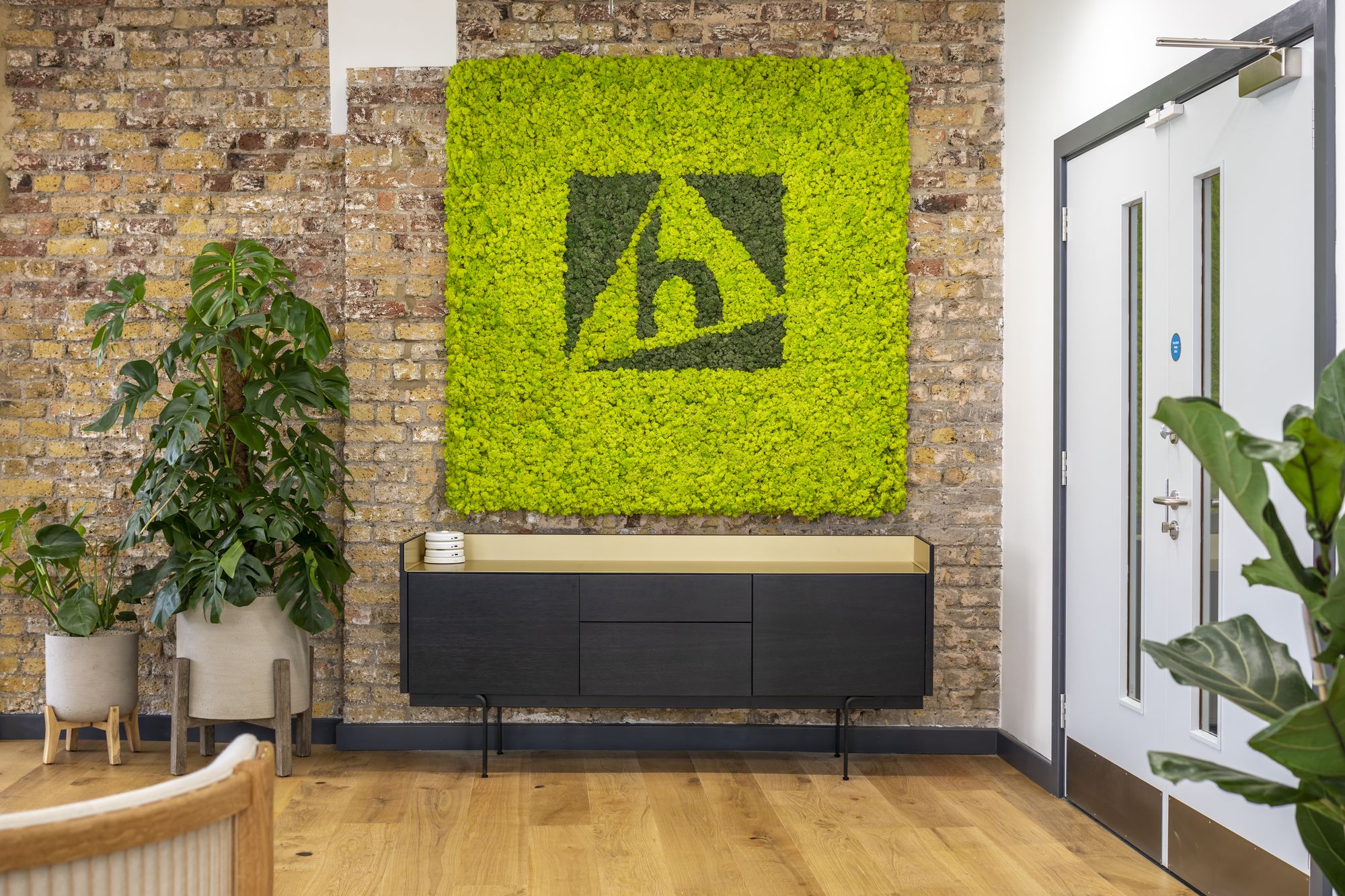 Hunters Showroom and Offices London Office Snapshots