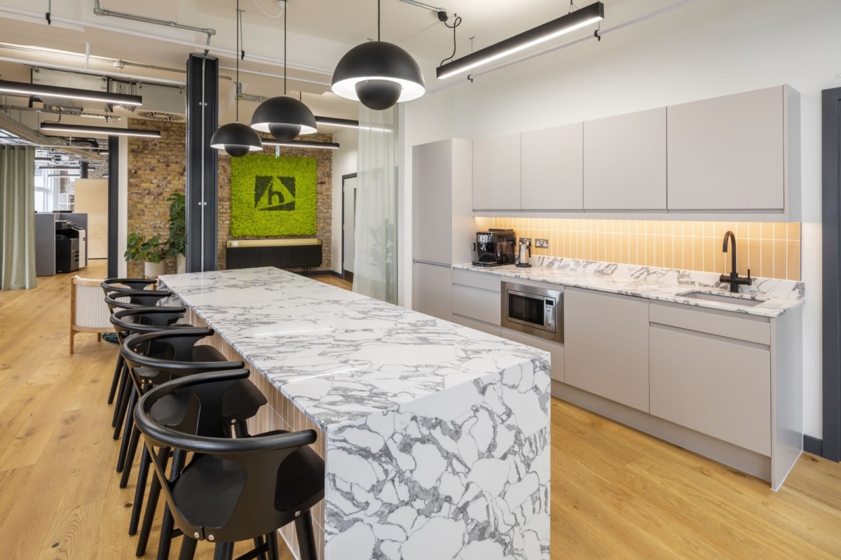 Hunters Showroom and Offices London Office Snapshots