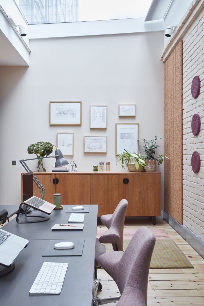 Trifle* Offices and FLOOR_STORY Showroom - London - 4