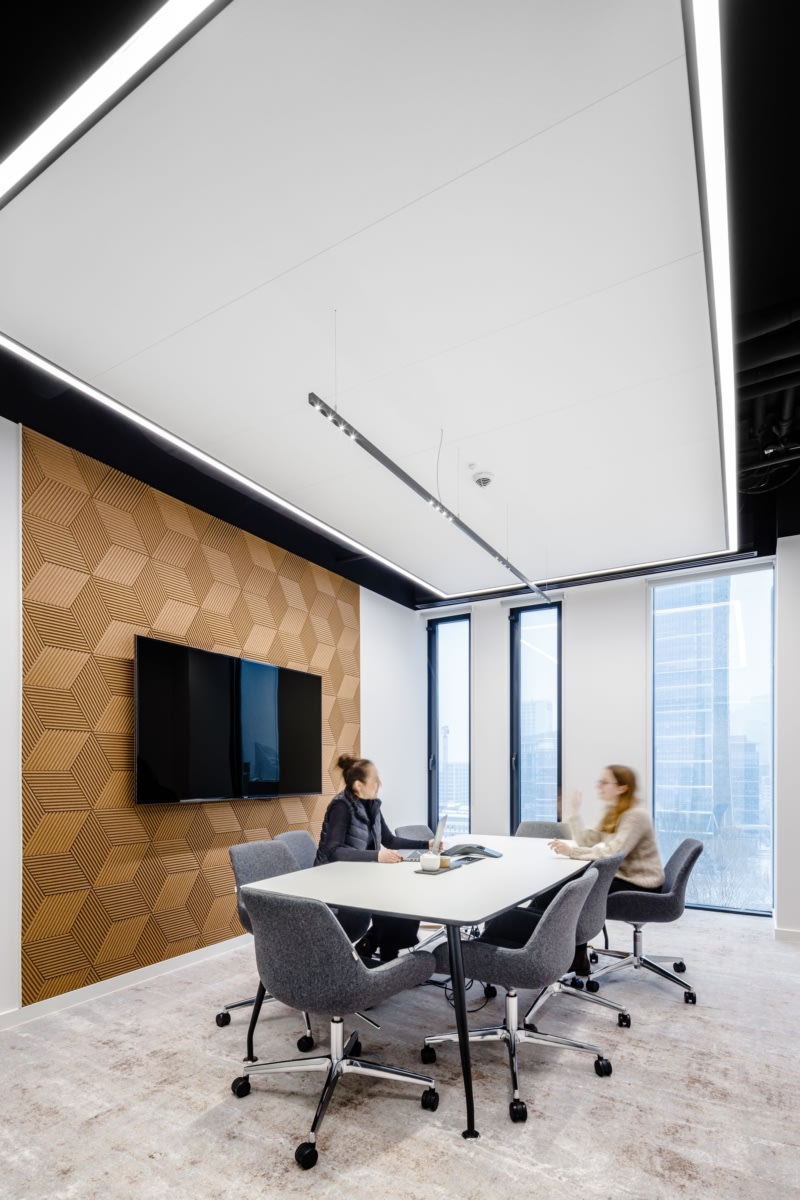 Hines Offices - Warsaw | Office Snapshots