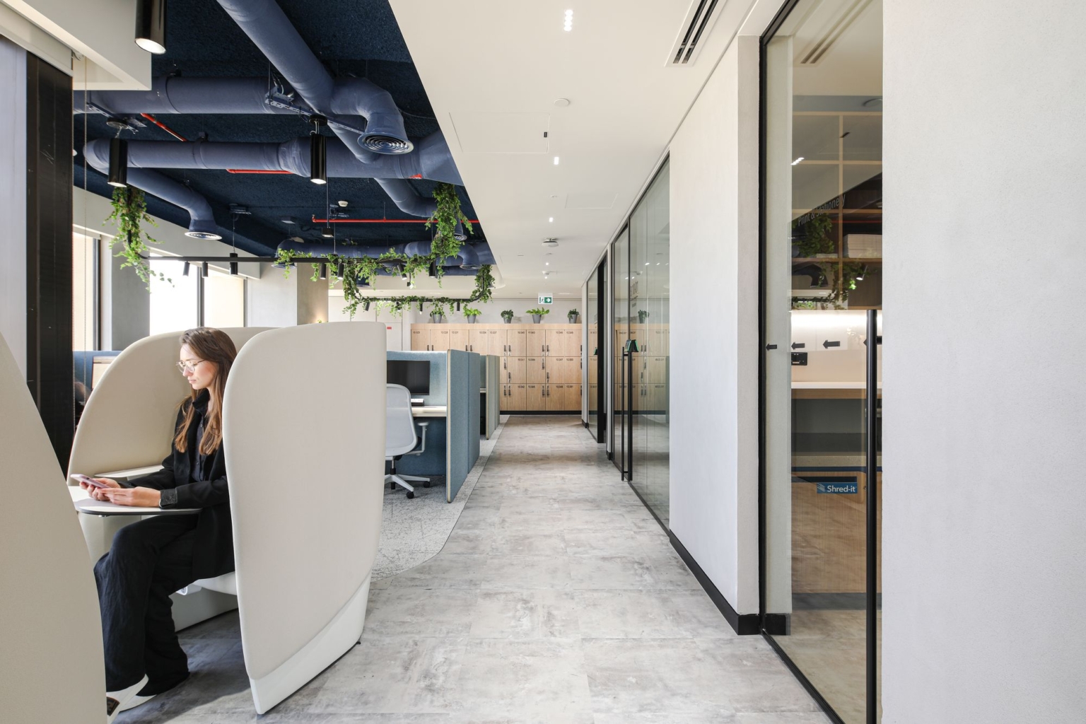 Oliver Wyman Offices - Dubai | Office Snapshots