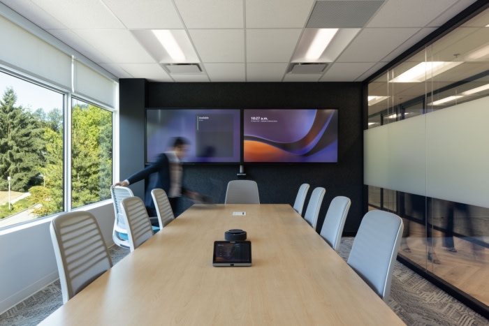 Xenon Pharmaceuticals Offices - Burnaby - 4