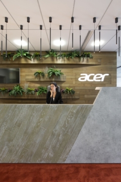 Reception / Waiting Area in Acer Computer Offices - Paris