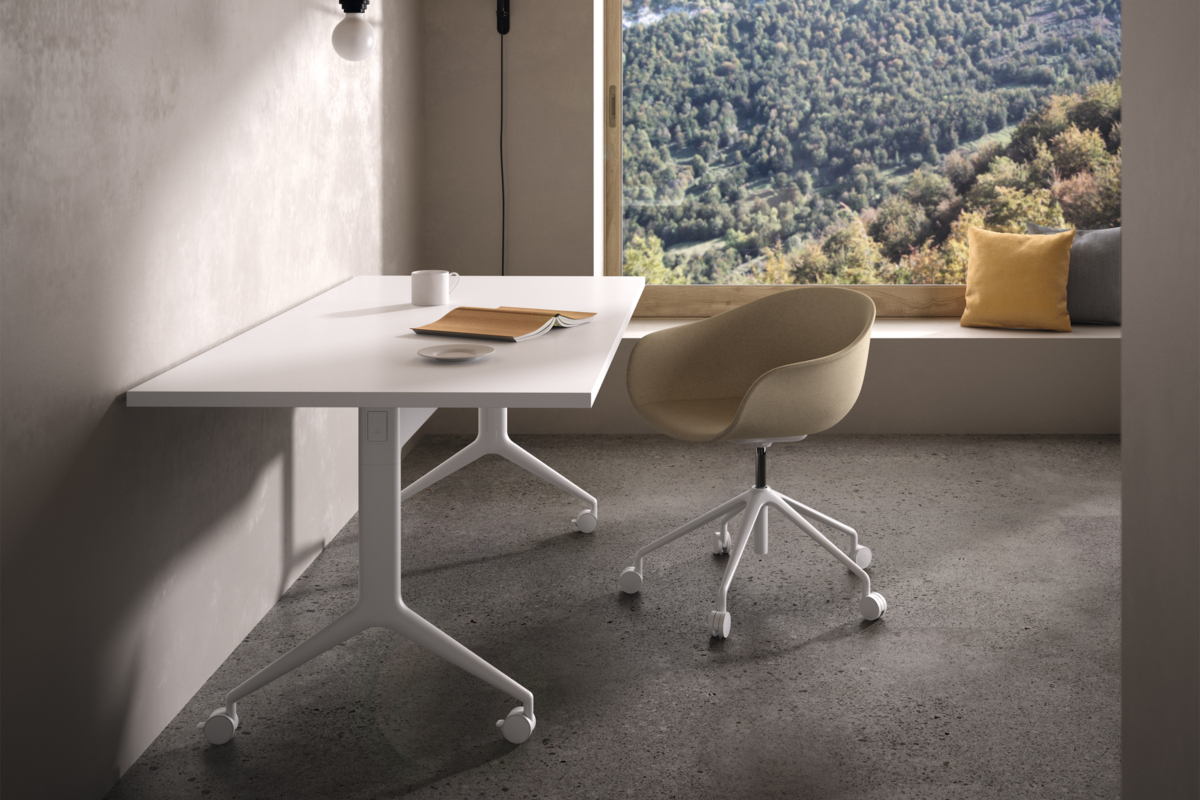 Andreu World Connect Table | Office Snapshots