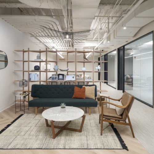 recent Downtown Spec Suite – Chicago office design projects