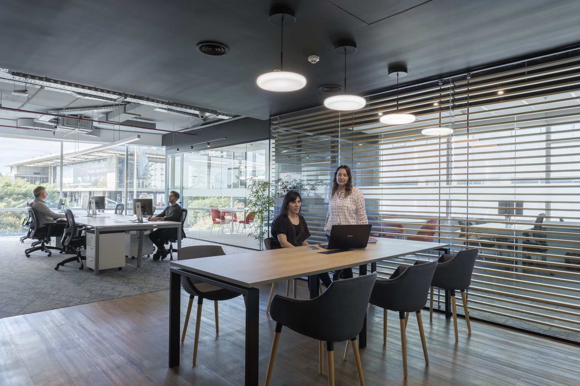 Nissan Offices - Buenos Aires | Office Snapshots