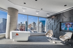 Reception / Waiting Area in PwC Offices - Sao Paulo