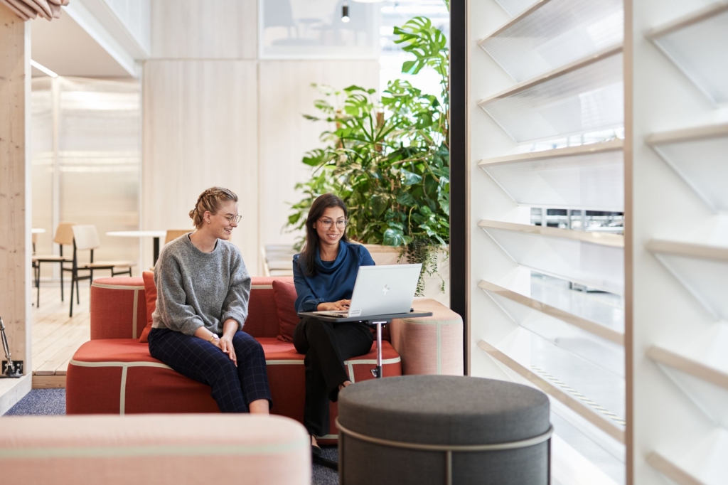 Roche Diagnostics Herzzone Offices - Ludwigsburg | Office Snapshots