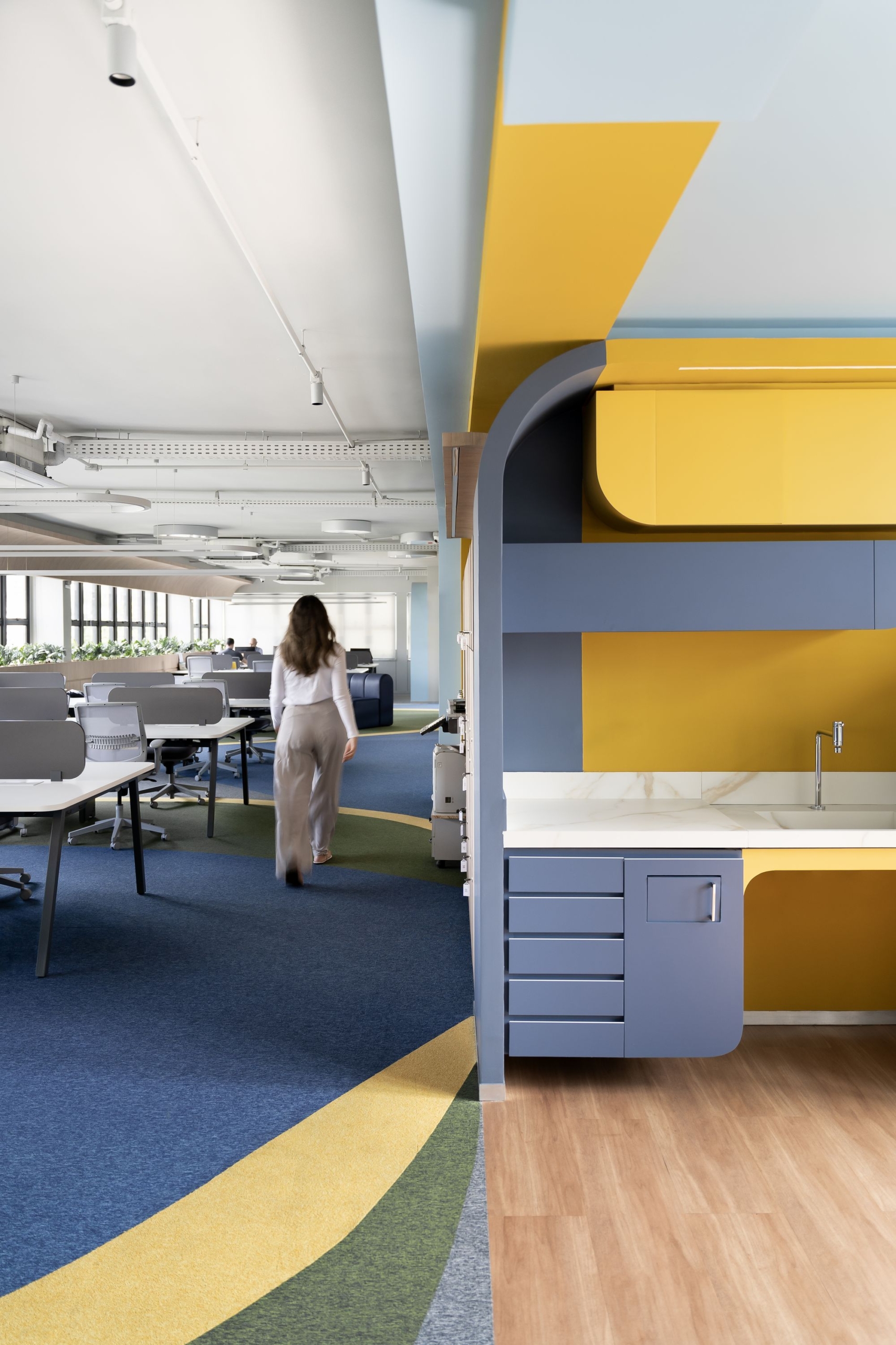 Câmara de Dirigentes Lojistas (CDL) Offices Belo Horizonte Office Snapshots