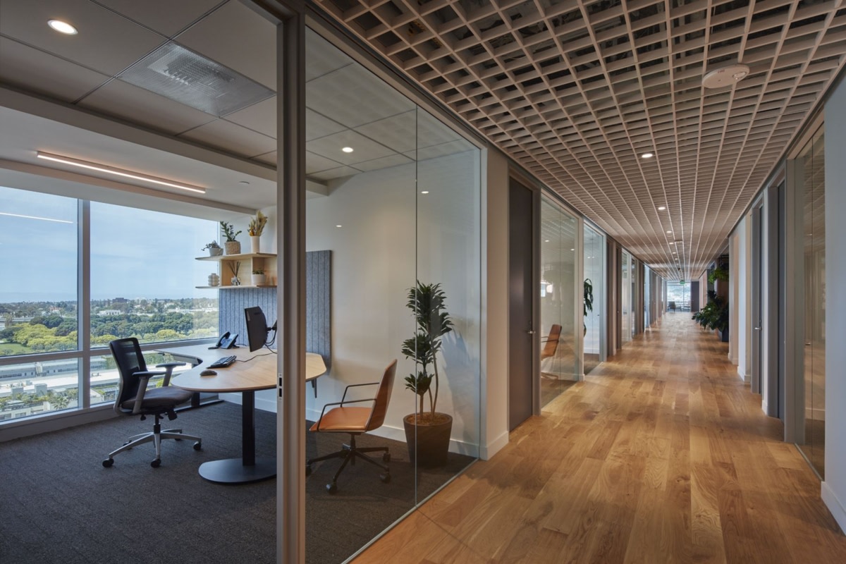 Shamrock Capital Offices - Los Angeles | Office Snapshots