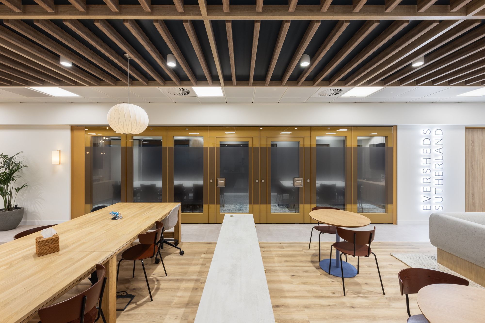 Eversheds Sutherland Offices - Edinburgh | Office Snapshots