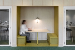 Phone / Study Booth in Korn Ferry Offices - Paris