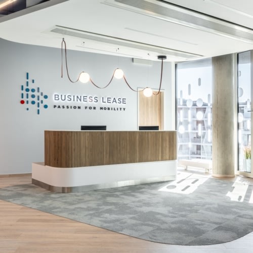 recent Business Lease Offices – Budapest office design projects