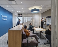 Sofas / Modular Lounge in FCA Offices - Philadelphia