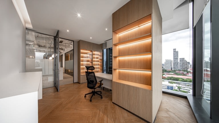 Bearhouse & Sunsu Offices - Bangkok | Office Snapshots