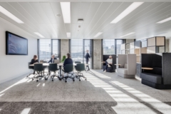Large Open Meeting Space in Confidential Financial Company Offices - Gdynia